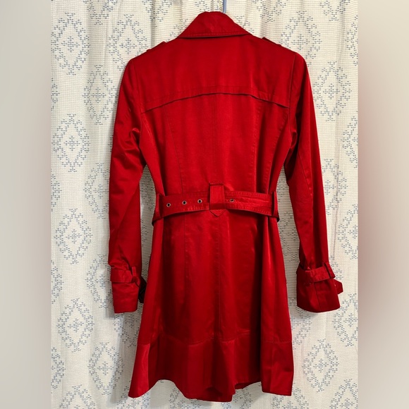 Make Me an Offer 😊 - GUC - Lovely Rain Trench - Picture 3 of 14